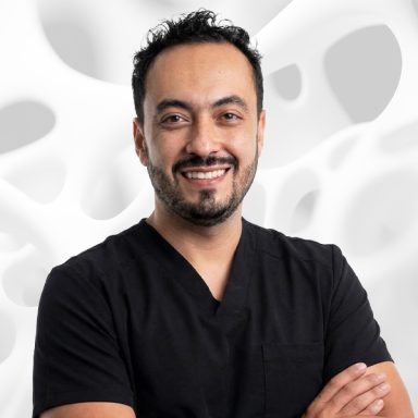 Dr. Daniel Martínez